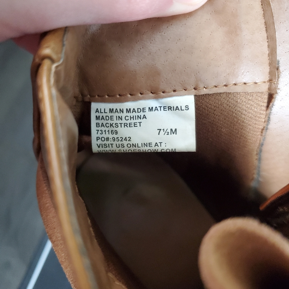 Perfect Booties for Fall 🍂 - Picture 2 of 3